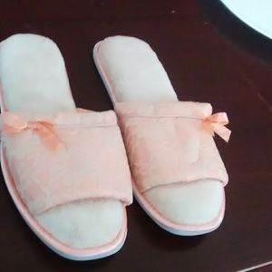 Memory Foam Slippers large (9/10)